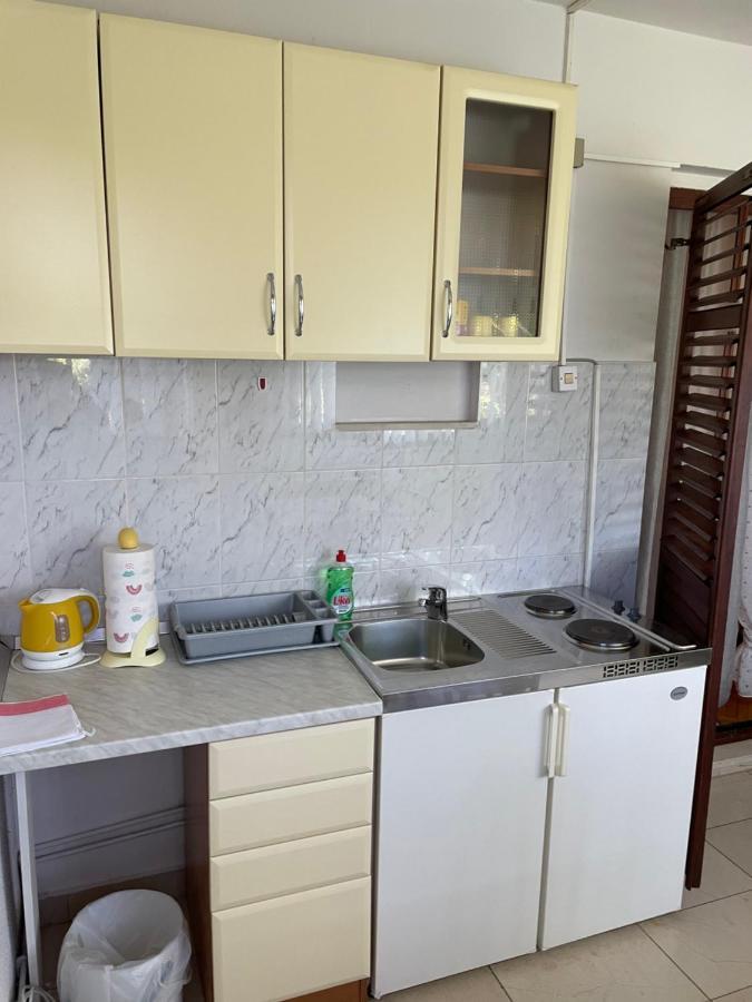 Gorana Studio Apartment Jelsa  Zewnętrze zdjęcie